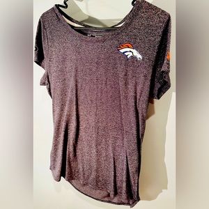 Women’s Bronco Grey Shirt Sleeve Large shirt with side slits